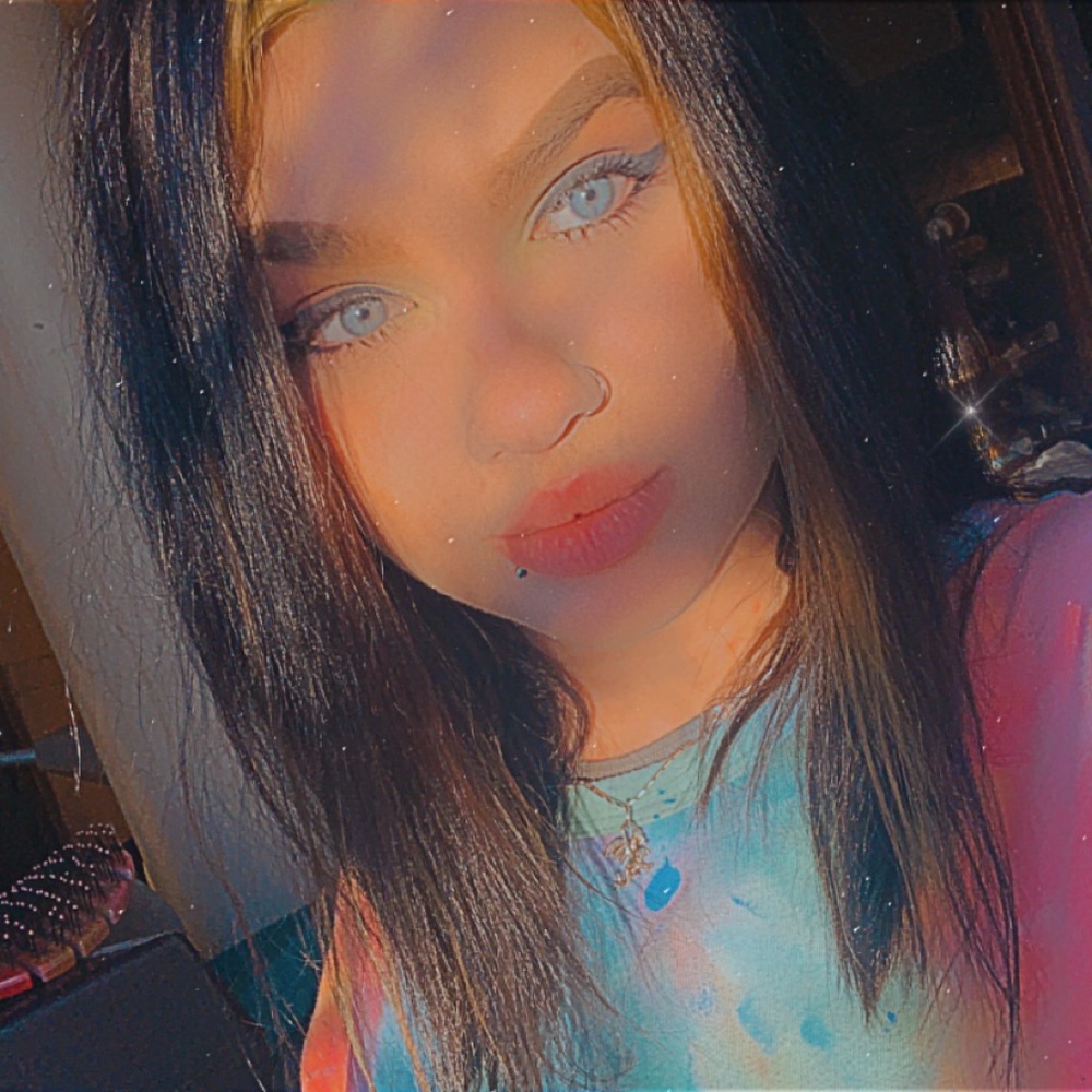 https://onlyfans.com/miitt.xo - Picture 3 of 5